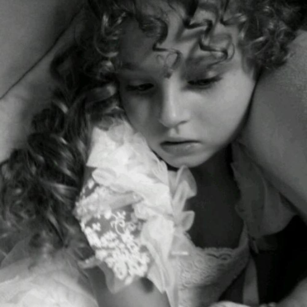 Meet your Posher, Elena